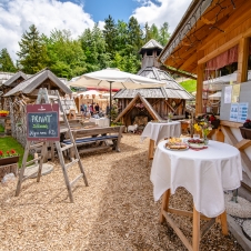 Za zaključene skupine